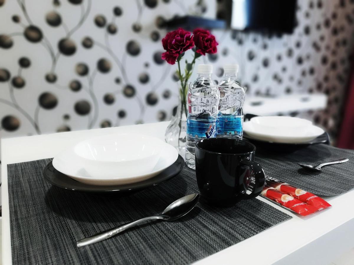 Peanut Butter Homestay - Trefoil Setia Alam Shah Alam Esterno foto